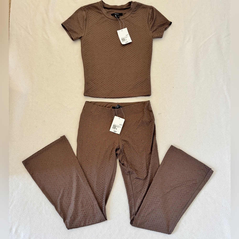 New Forever 21 Set Brown Rhinestone Suit - Size S✨